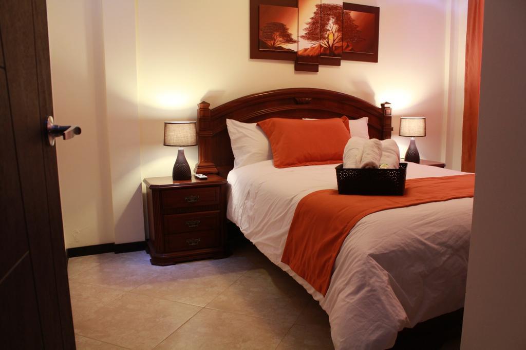 Hotel Las Mercedes Airport-Quito تابابيلا الغرفة الصورة