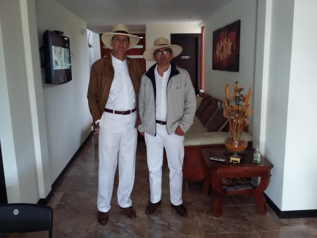 Hotel Las Mercedes Airport-Quito تابابيلا المظهر الخارجي الصورة