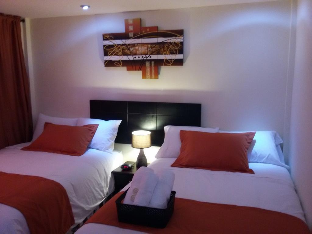 Hotel Las Mercedes Airport-Quito تابابيلا الغرفة الصورة